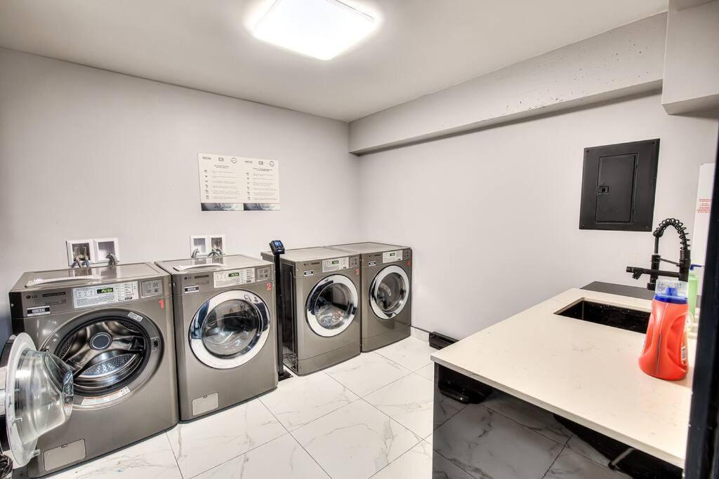 Ndg Dreams! New & Modern 3Br Easy City Life Montreal Exteriér fotografie