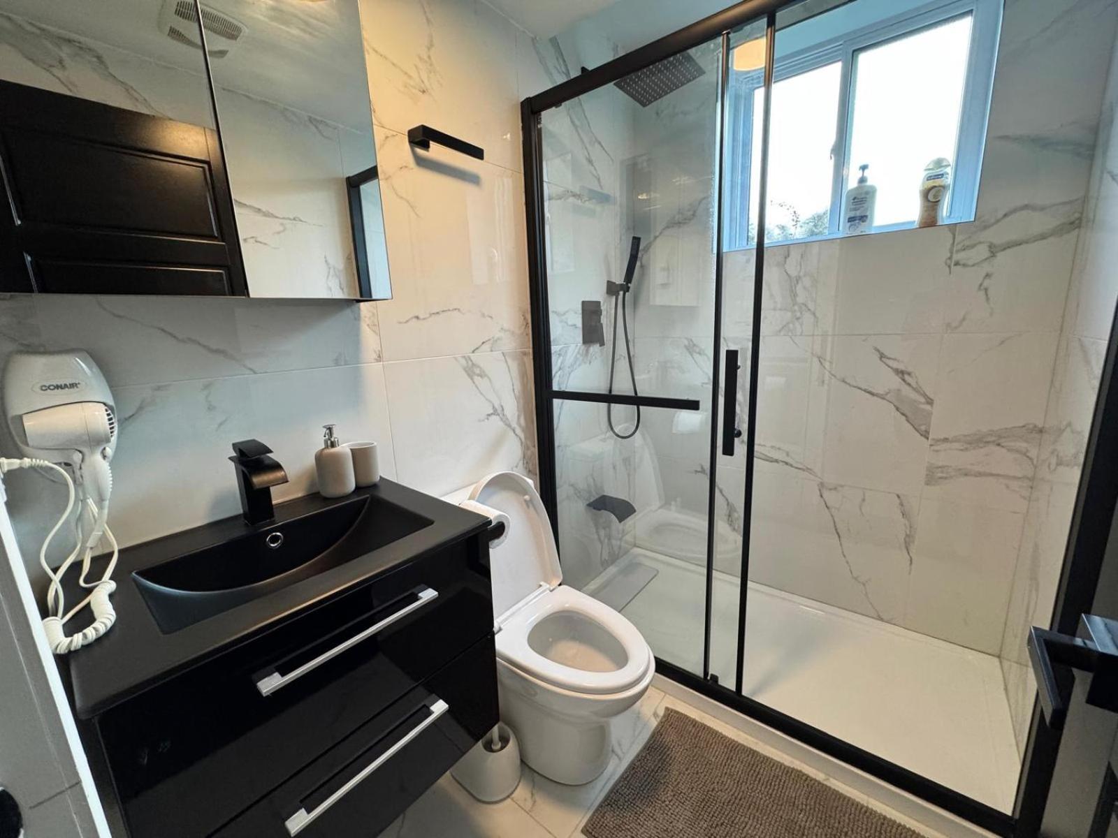 Ndg Dreams! New & Modern 3Br Easy City Life Montreal Exteriér fotografie
