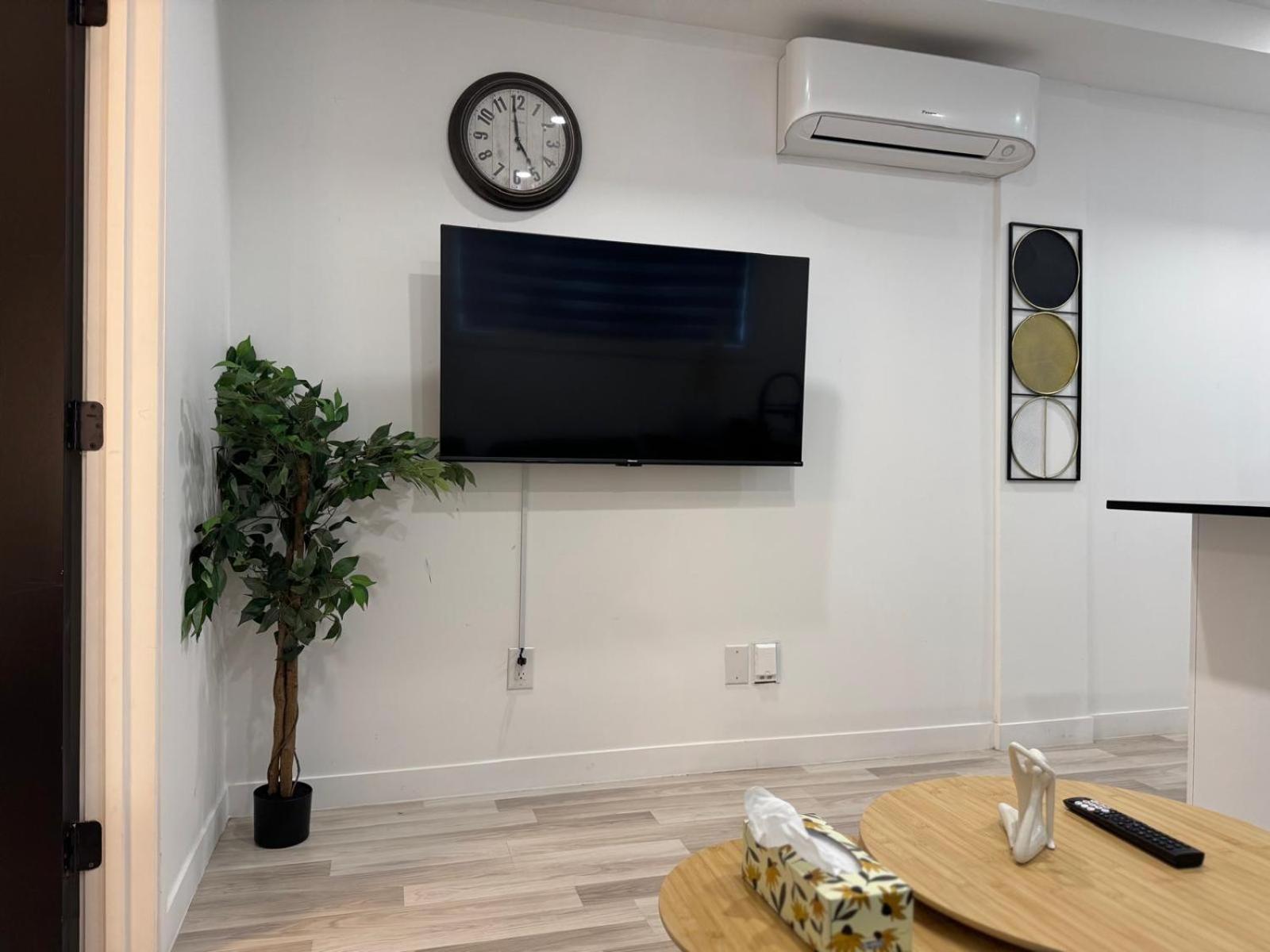 Ndg Dreams! New & Modern 3Br Easy City Life Montreal Exteriér fotografie