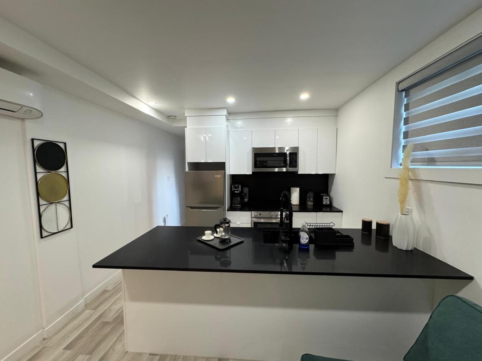 Ndg Dreams! New & Modern 3Br Easy City Life Montreal Exteriér fotografie