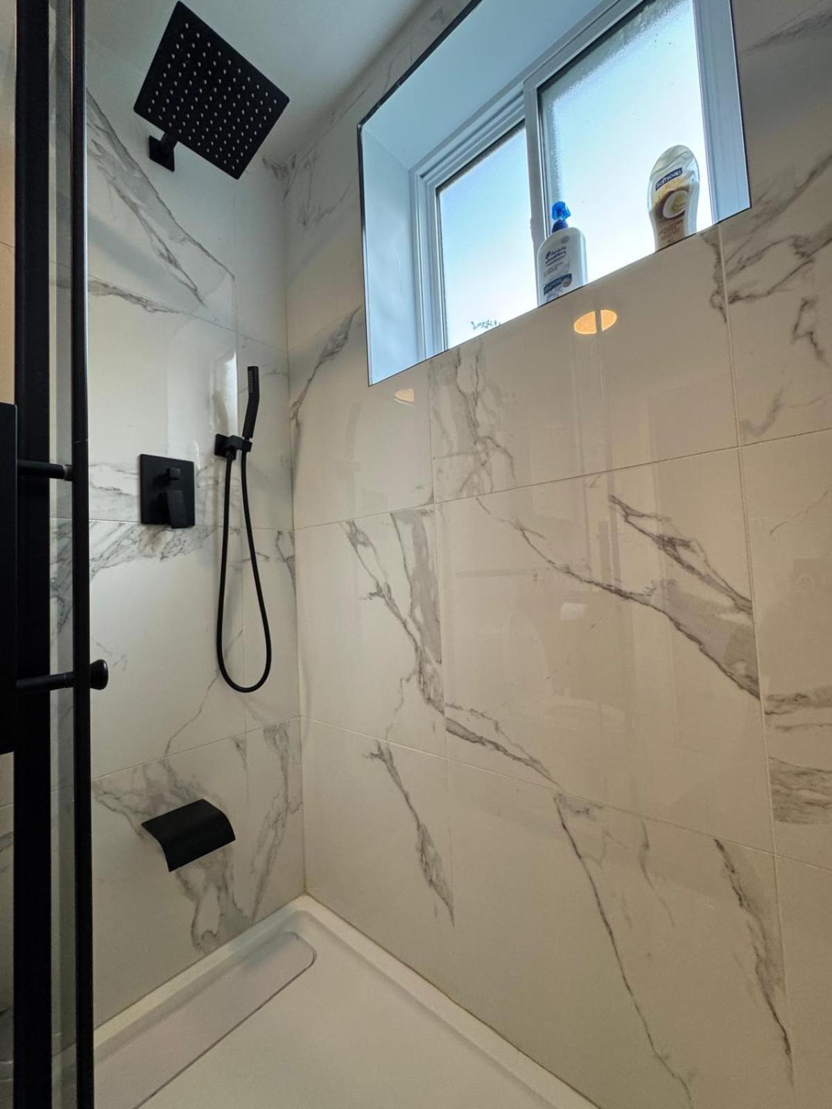 Ndg Dreams! New & Modern 3Br Easy City Life Montreal Exteriér fotografie